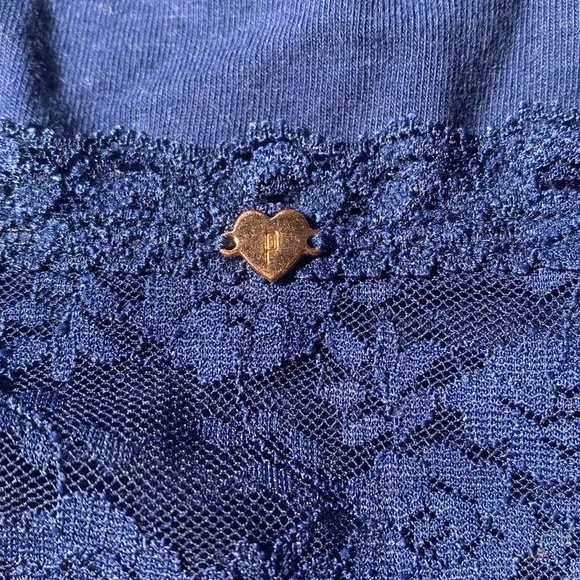 🦋 Victoria’s Secret PINK, Size Large, Color Blue, Floral Pattern, Lace Bandeau - Picture 5 of 7